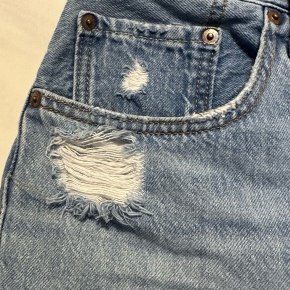 Levi's 501 Cutoff Shorts Women's 31 Medium to Light Wash Distressed Denim - Picture 3 of 10